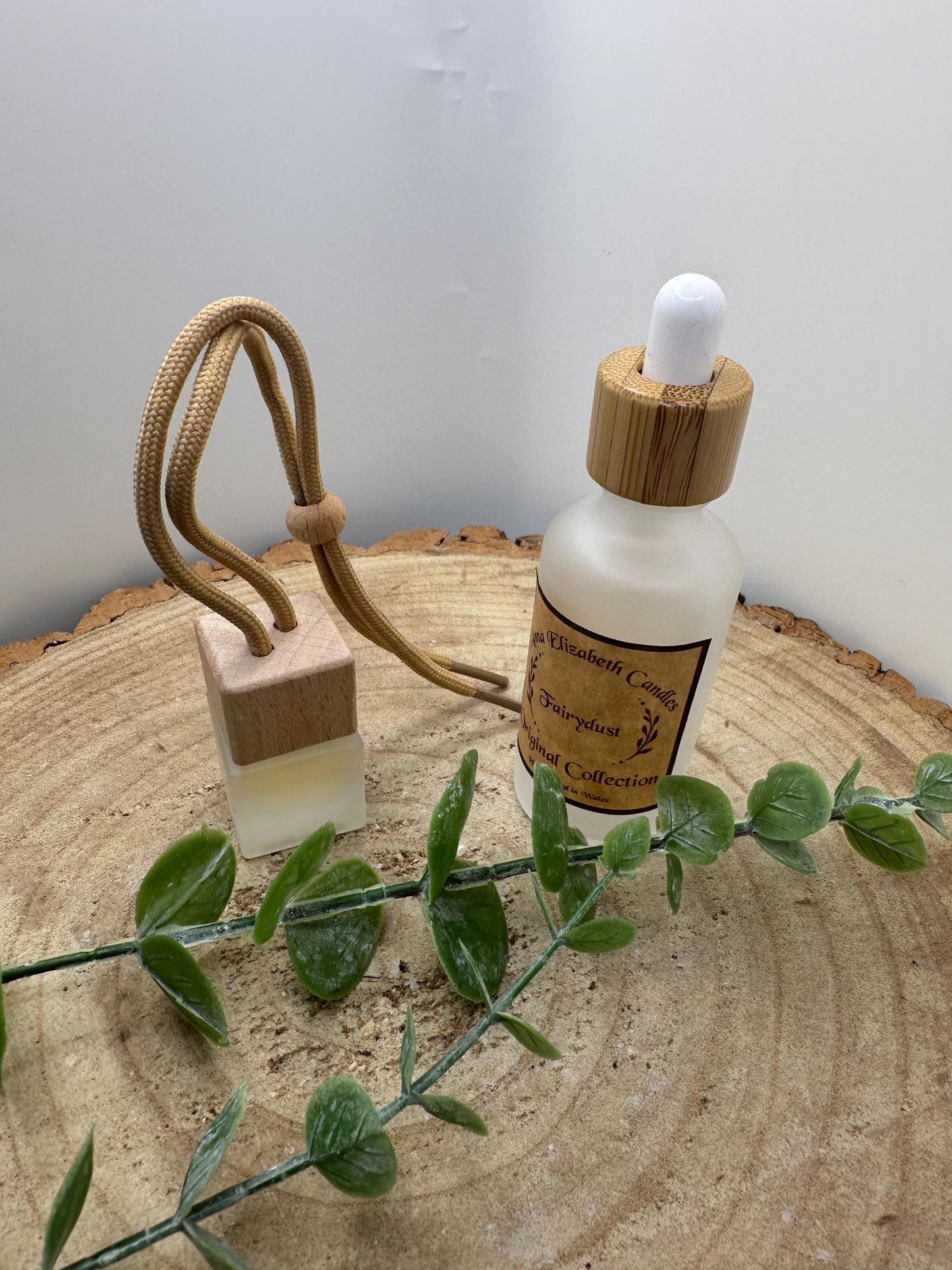 Car Air Freshener and Refill Bottle, Wooden Diffuser, 25 Scent Options, Vegan Friendly, Long Lasting Fragrance