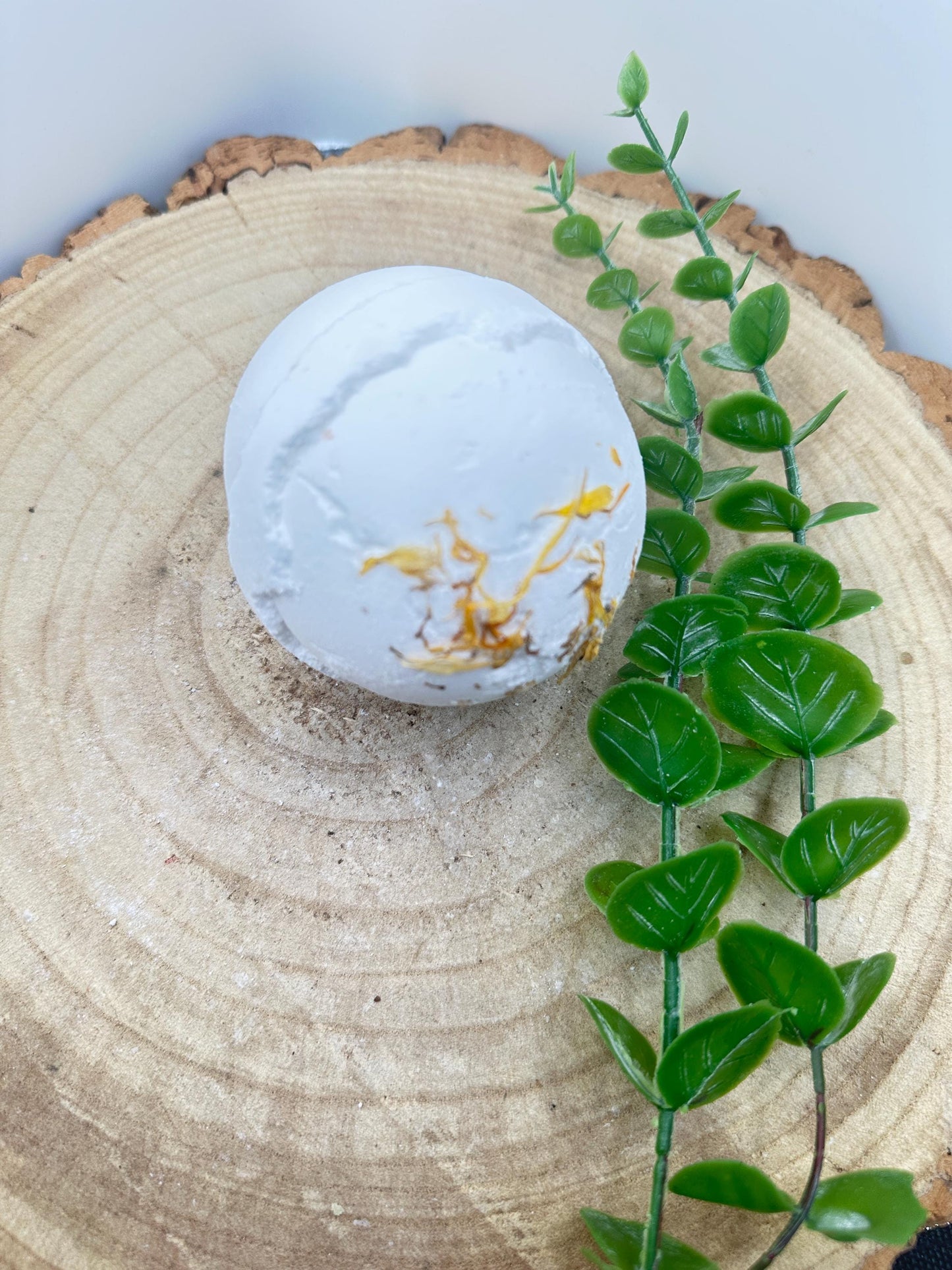 Revive Himalayan Salt Bath Bomb, Uplifting and Energising Bath Fizzer, Spa at Home, Bath and Body Products, Gifts for Her