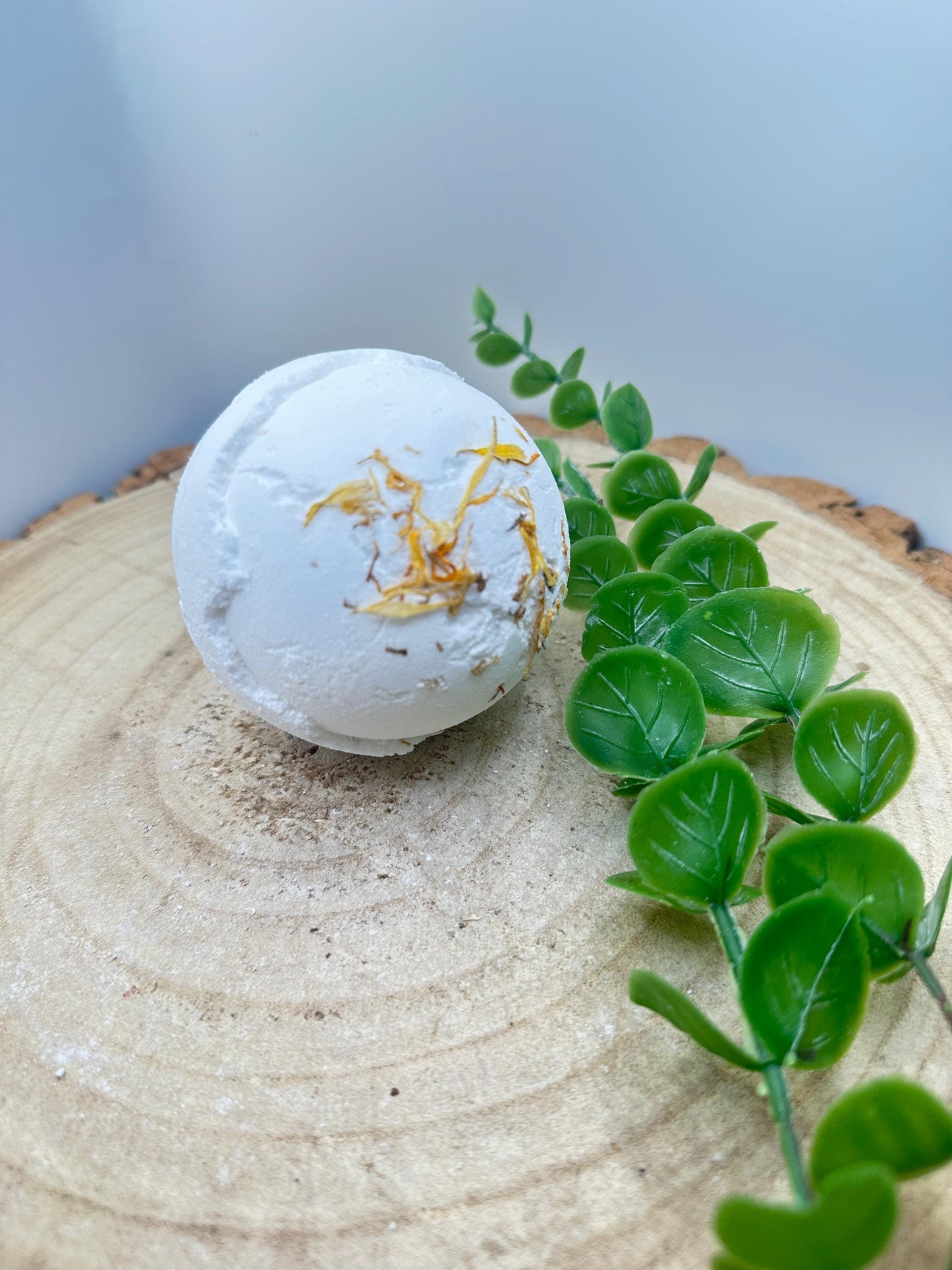 Energise Bath Bomb, Invigorating Bath Fizzer, Zesty and Uplifting Scents, Bath Bomb Gifts, Pampering Gifts