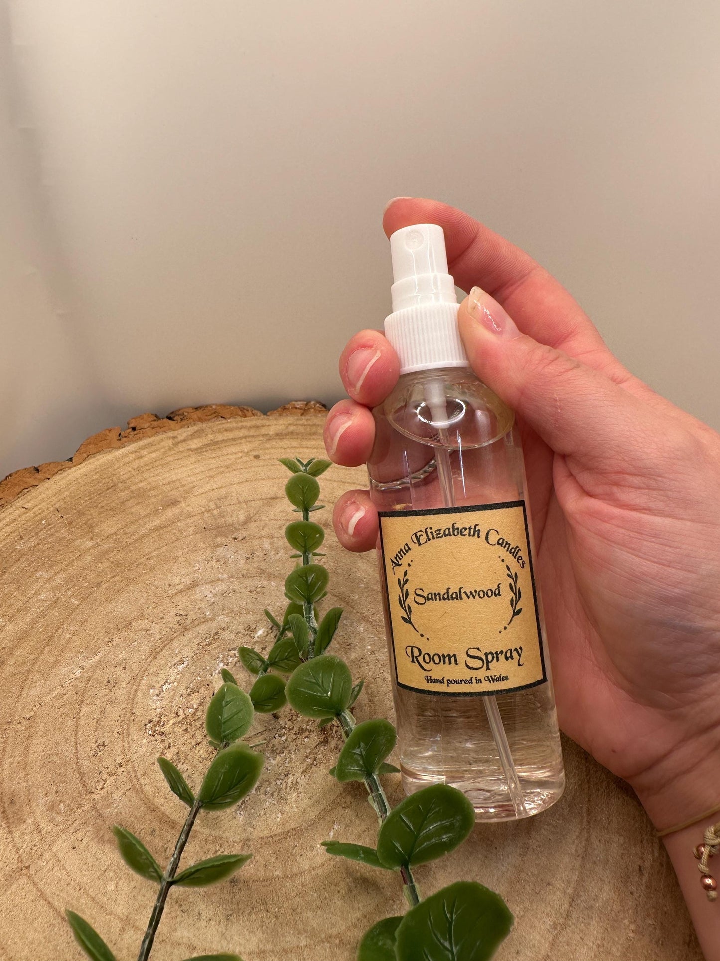 Sandalwood Room Spray, Home Fragrance Mist, 100ml, Long Lasting Scented Room Spray