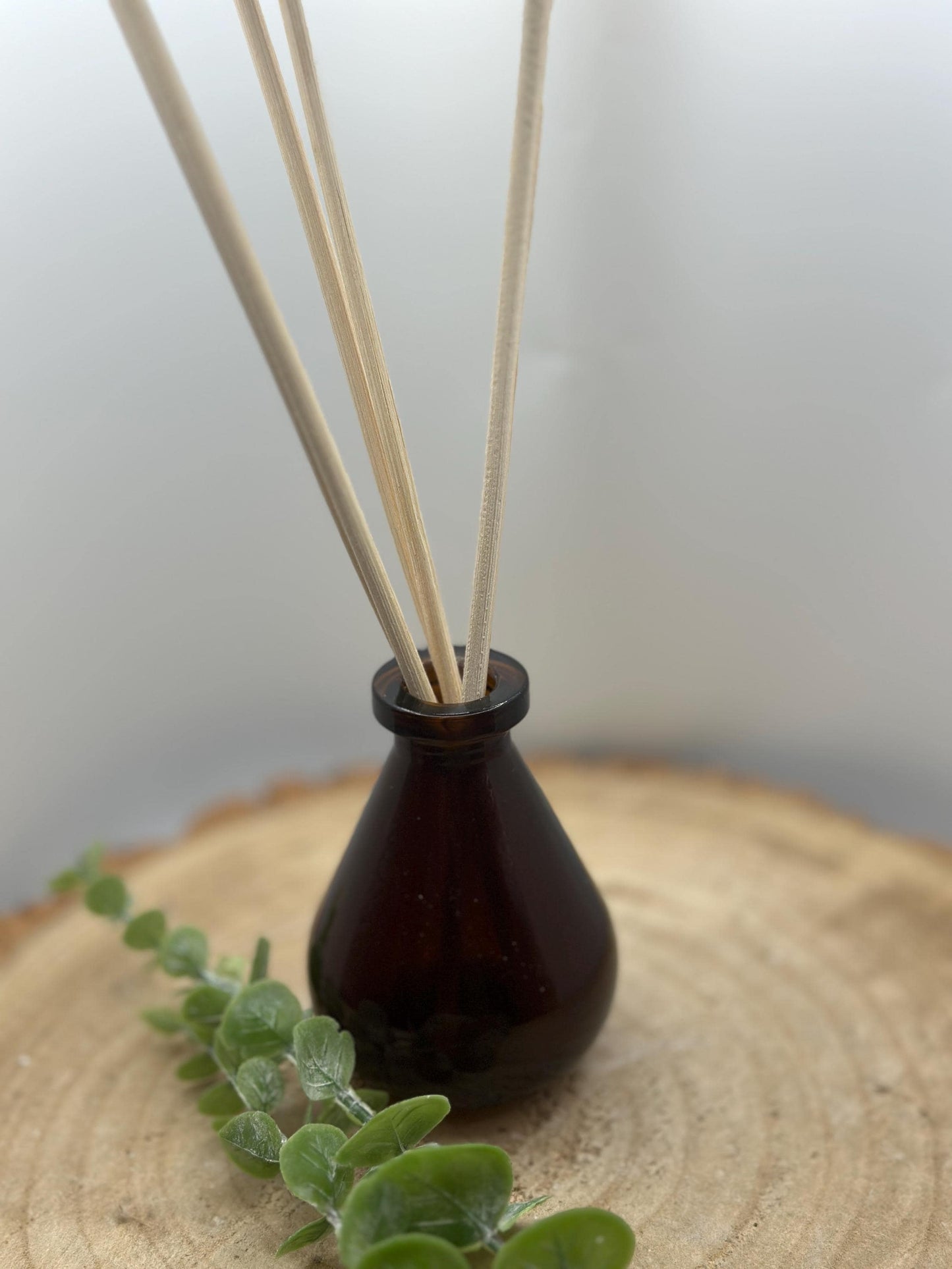 Aromatherapy Reed Diffusers, Amber Reed Diffusers, Natural Reeds, Essential Oil Reed Diffusers, Long Lasting Reed Diffusers,