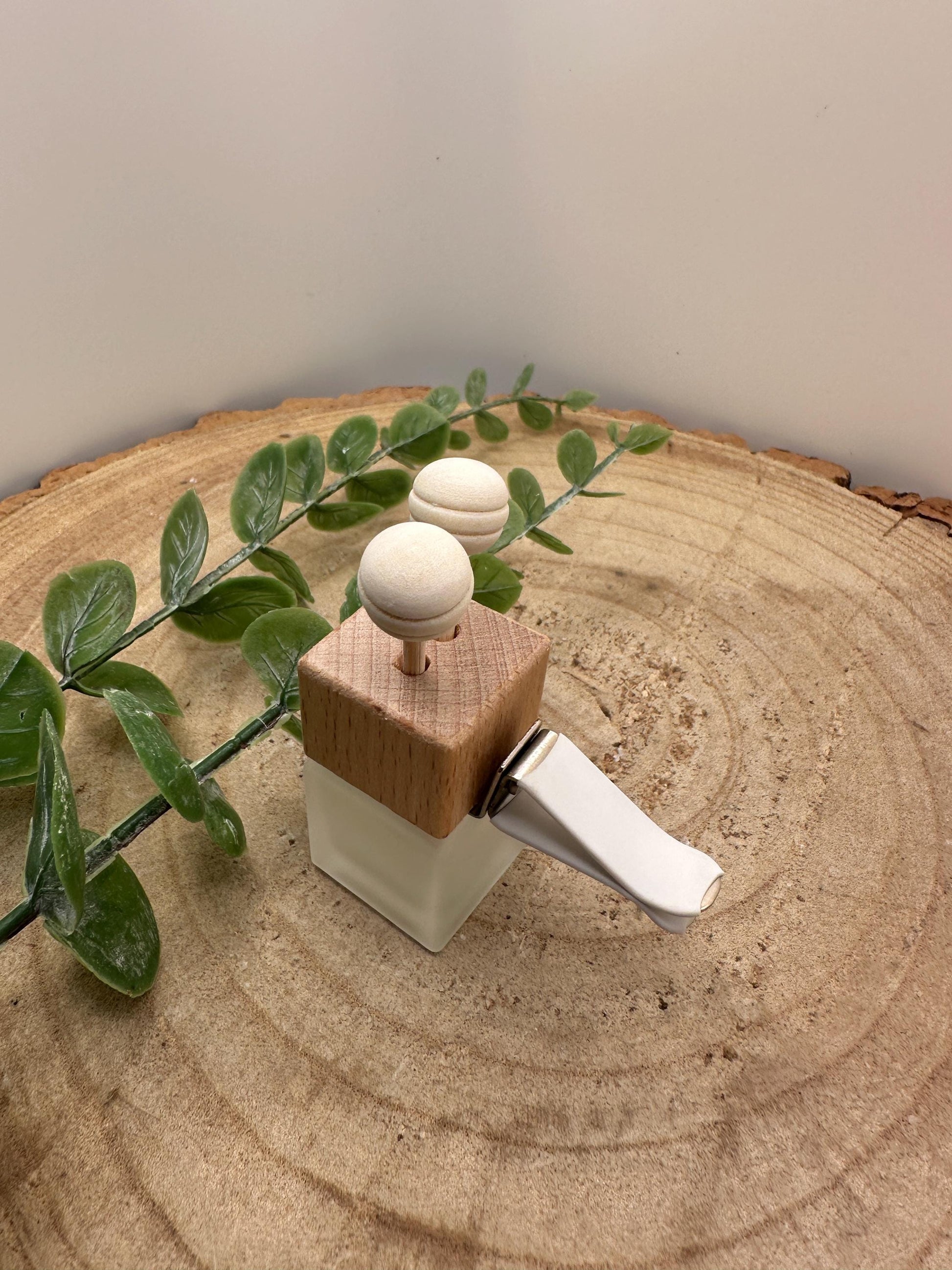 Car Air Freshener with Clip, Pure Scented Oils, Refillable & Vegan Friendly, Scented Car Diffuser, Personalised Car Gift