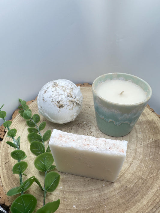 Luxury Relaxation Gift Set, Box of Calm, Candle, Soap & Bath Bomb, Pamper Gift for Her, Relaxation Gift Set