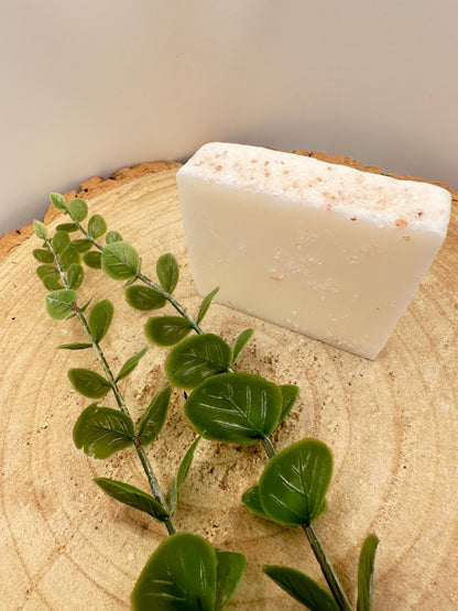 Himalayan Salt Soap Bar, Refreshing & Luxurious Soap with Subtle Champagne Scent, Pampering Gift