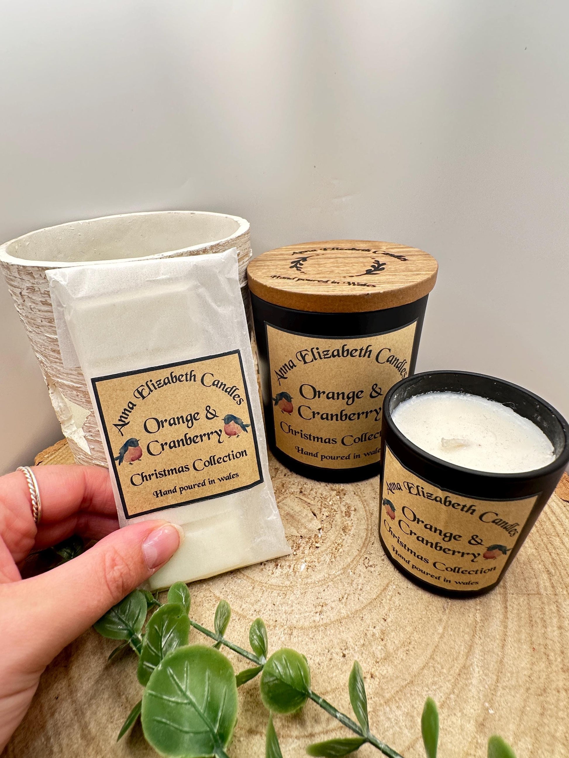 Christmas Candle & Wax Melt Gift Set, Large and Mini Olive Wax Candles with Wax Melt Gift Box, Festive Scent Home Fragrance, Christmas Scent