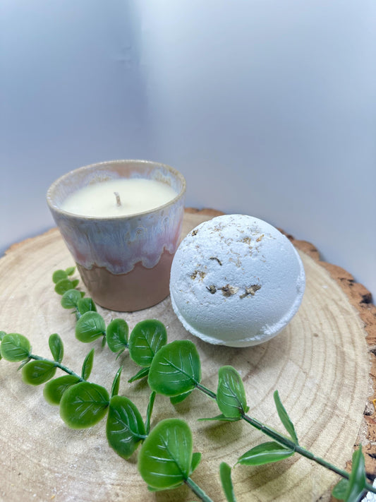 Box of Positivity, Candle & Bath Bomb Gift Set, Pamper Gift, Birthday or Pick-Me-Up Gift