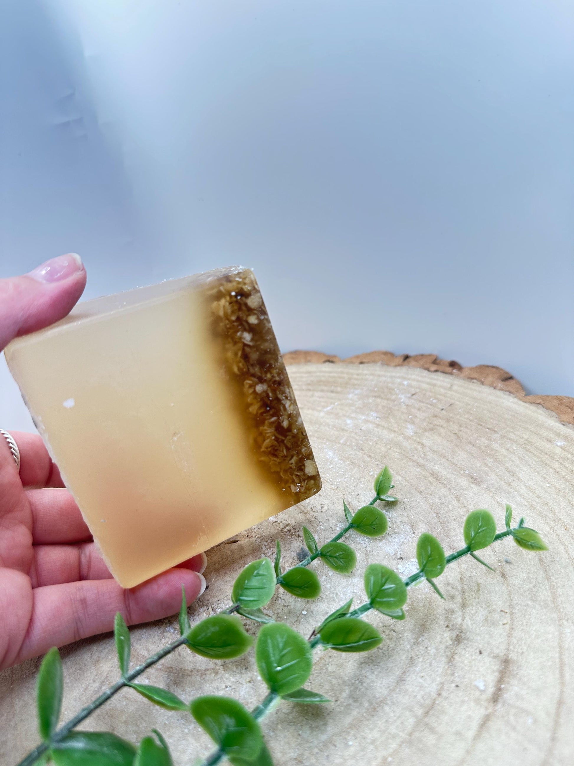 Honey & Oatmeal Soap Bar, Soothing and Nourishing Soap for Soft Healthy Skin, Pamper Gifts