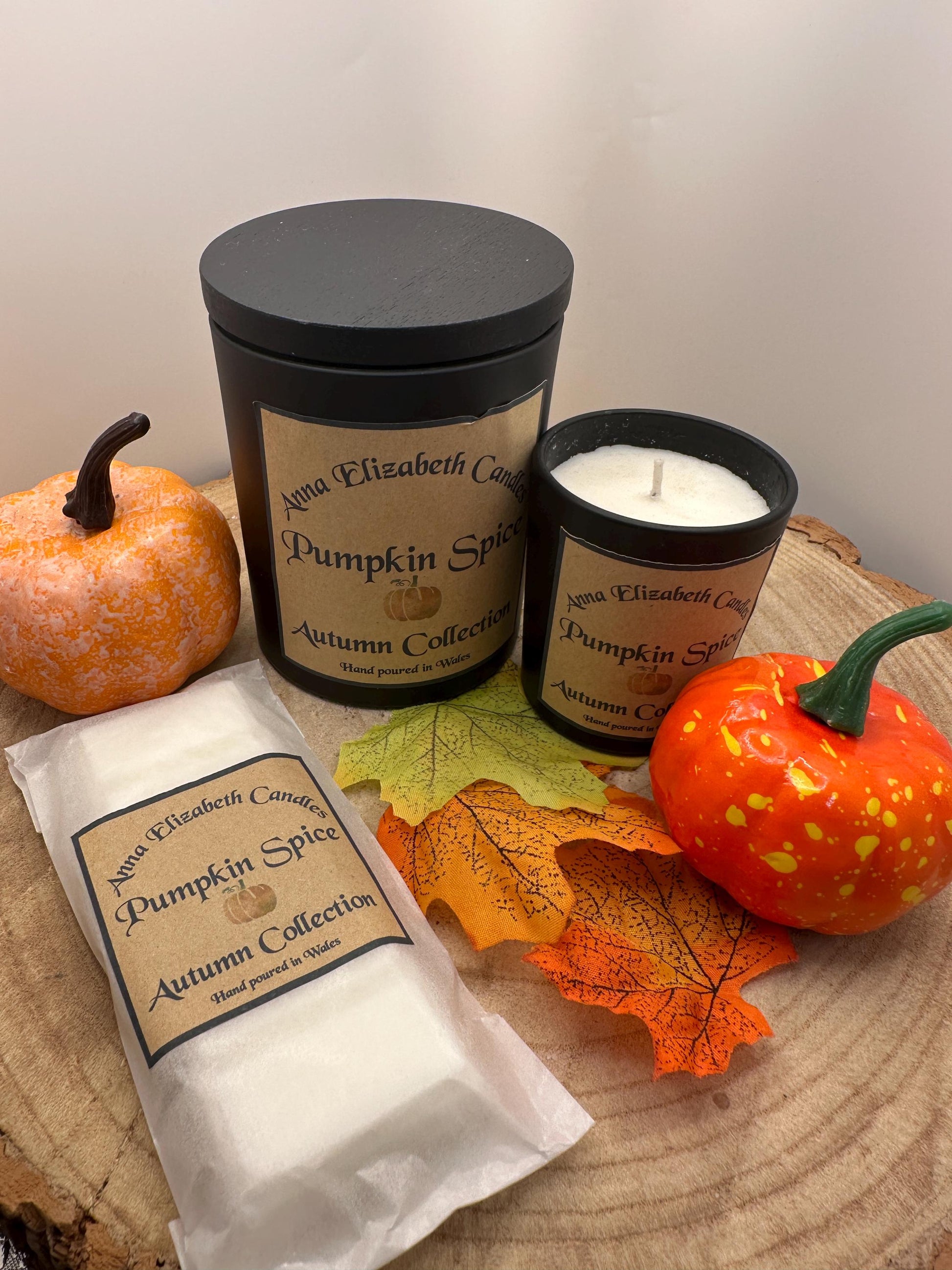 Autumn Scent Gift Box, Large & Mini Olive Wax Candles with Wax Melt Snapbar in Autumnal Scents, Pumpkin Spice, Gingerbread