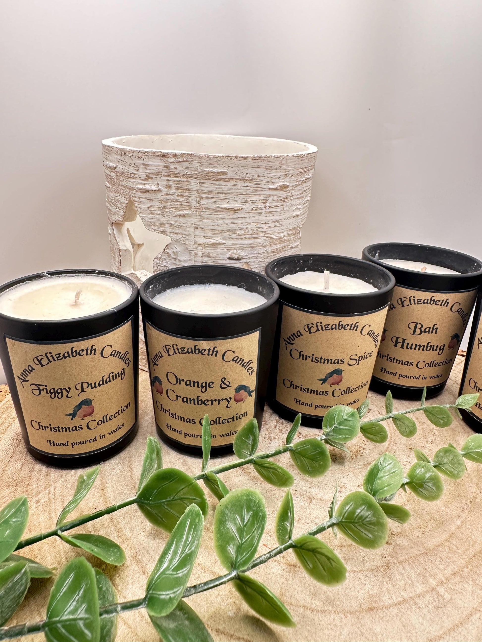 Christmas Candle Gift Box, Set of 5 Mini Christmas Candles, Cosy Seasonal Gift Set, Christmas Home Fragrance