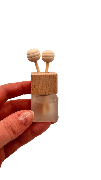 Car Vent Clip Air Freshener with Refill Oil, Refillable Car Diffuser, Strong Car Scent, Long Lasting Car Fragrance, Eco Friendly