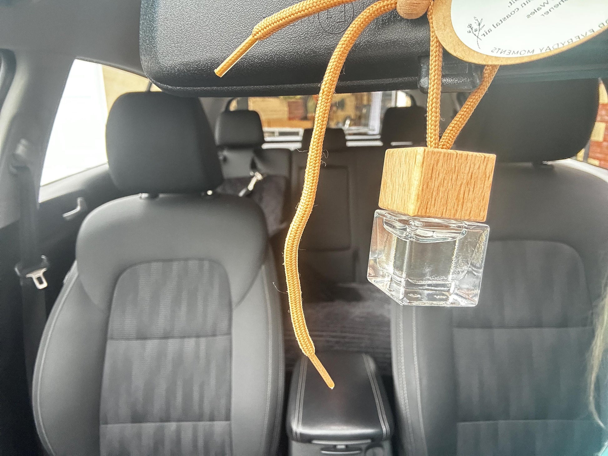 Car Air Freshener with Refill Oil, Refillable Car Air Freshener, Hanging Car Air Freshener Set, Long Lasting Car Scent
