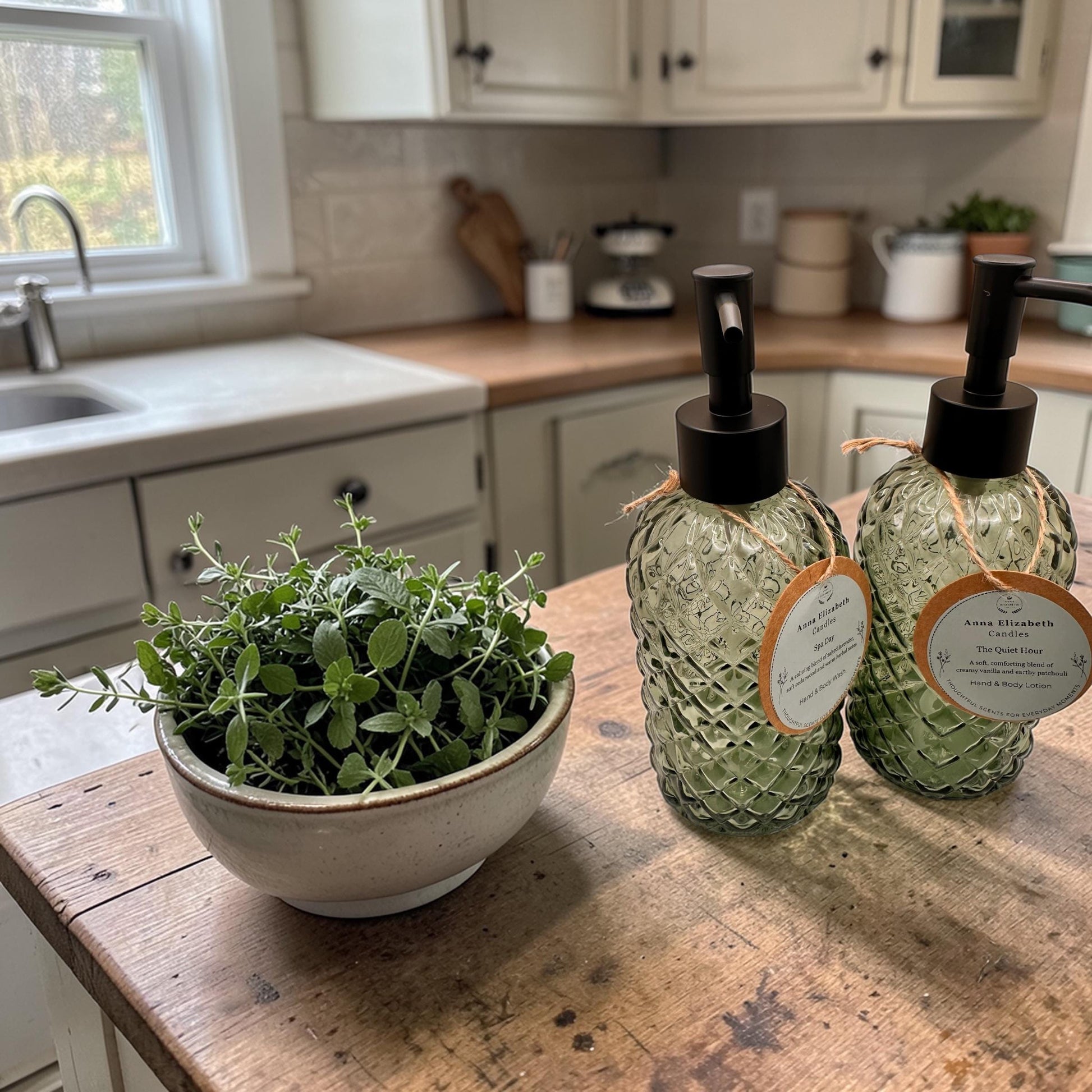 Personalised Bathroom Gift Set, Hand Wash & Lotion, Refillable Glass, Home Fragrance Gift, Ready to Gift, Body Wash and Lotion Gift Set